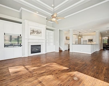 1561 Winding Creek Road - Photo Thumbnail 5