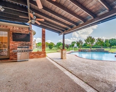 1561 Winding Creek Road - Photo Thumbnail 29