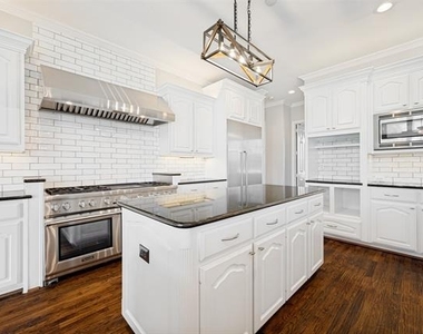 1561 Winding Creek Road - Photo Thumbnail 9