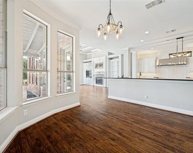 1561 Winding Creek Road - Photo Thumbnail 10