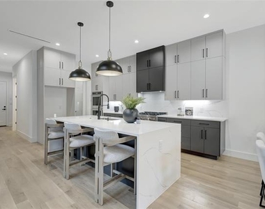 3720 Fairfax Avenue - Photo Thumbnail 1