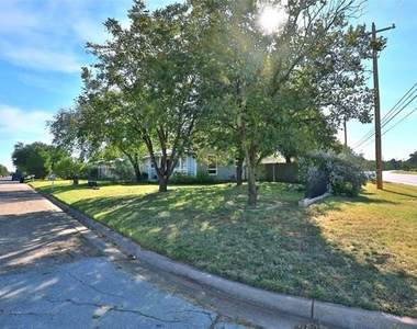 2109 Collins Avenue - Photo Thumbnail 28