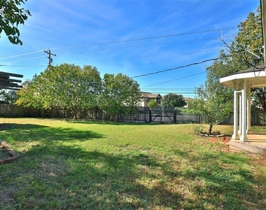 2109 Collins Avenue - Photo Thumbnail 18