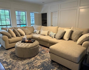 4219 Oak Springs Drive - Photo Thumbnail 8