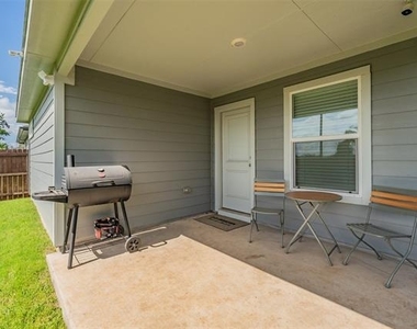 612 Capstone Circle - Photo Thumbnail 20