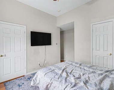 8660 Lariat Circle - Photo Thumbnail 29
