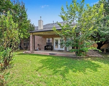 8660 Lariat Circle - Photo Thumbnail 39