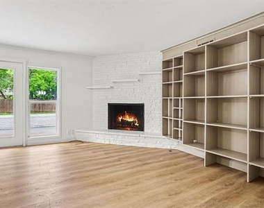 6031 Preston Crest Lane - Photo Thumbnail 3