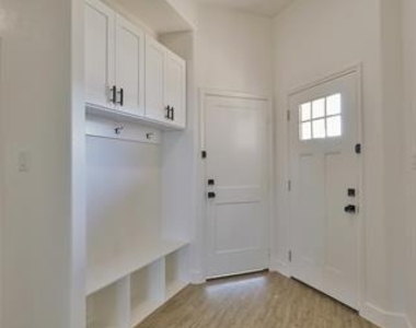 388 Kristie Path - Photo Thumbnail 25