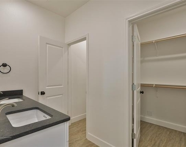 388 Kristie Path - Photo Thumbnail 18