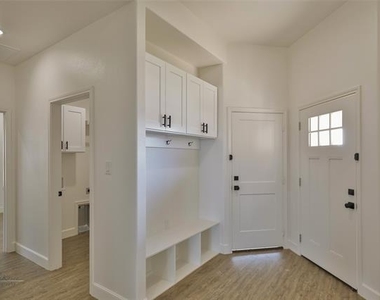 388 Kristie Path - Photo Thumbnail 26