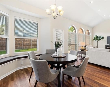 9750 Grassland Drive - Photo Thumbnail 11