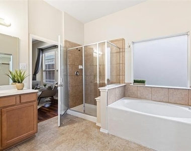 9750 Grassland Drive - Photo Thumbnail 15