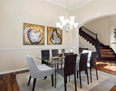 9750 Grassland Drive - Photo Thumbnail 4