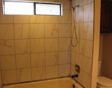 4108 Mesa Drive - Photo Thumbnail 21