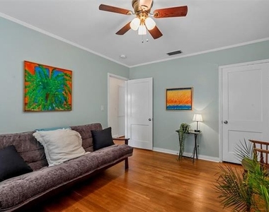 6312 Malvey Avenue - Photo Thumbnail 21