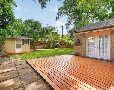 6312 Malvey Avenue - Photo Thumbnail 25