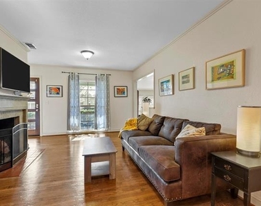6312 Malvey Avenue - Photo Thumbnail 5