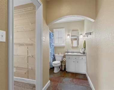 6312 Malvey Avenue - Photo Thumbnail 18