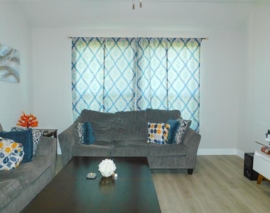 1021 Pitch Pine Street - Photo Thumbnail 12