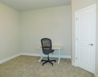 1021 Pitch Pine Street - Photo Thumbnail 27