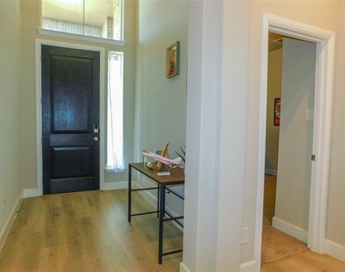 1021 Pitch Pine Street - Photo Thumbnail 4