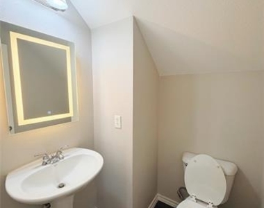 69 Cattail Pond Drive - Photo Thumbnail 19