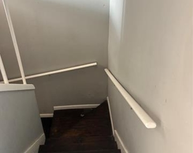 327 John Wesley Boulevard - Photo Thumbnail 6