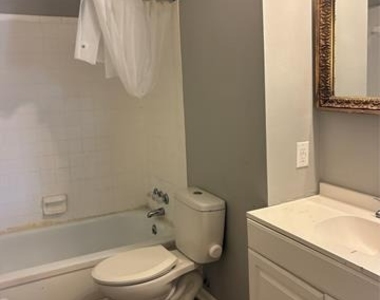 327 John Wesley Boulevard - Photo Thumbnail 9