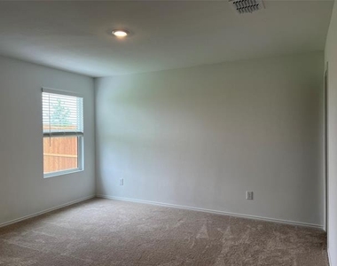 7954 Gus Wilson Drive - Photo Thumbnail 3