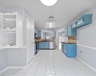 3435 Winter Oak Drive - Photo Thumbnail 9