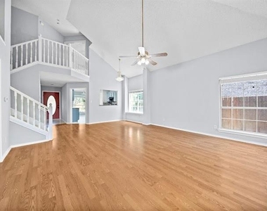 3435 Winter Oak Drive - Photo Thumbnail 4