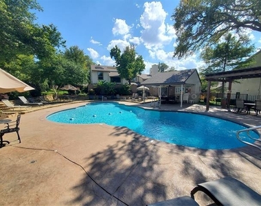 6434 Southpoint Drive - Photo Thumbnail 19