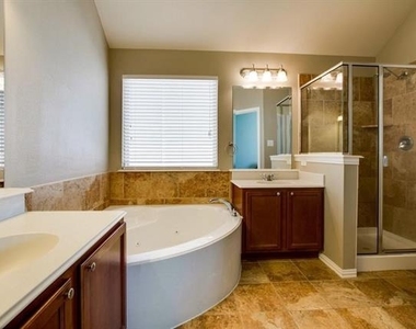 15009 Frisco Ranch Drive - Photo Thumbnail 4
