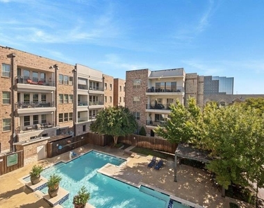 5001 Meridian Lane - Photo Thumbnail 22