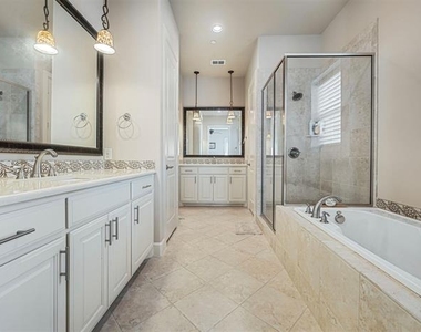 5001 Meridian Lane - Photo Thumbnail 18