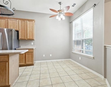 6012 Parkplace Drive - Photo Thumbnail 11