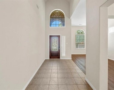 2861 Laurel Oak Drive - Photo Thumbnail 3