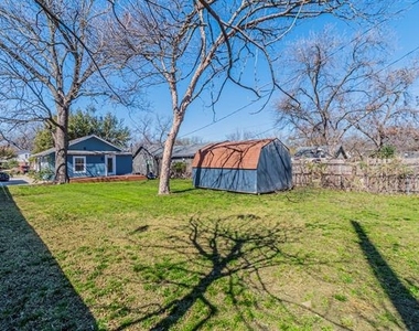 922 S Waverly Drive - Photo Thumbnail 30