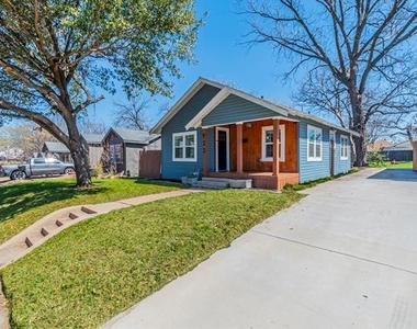 922 S Waverly Drive - Photo Thumbnail 31
