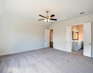 4422 Juniper - Photo Thumbnail 9