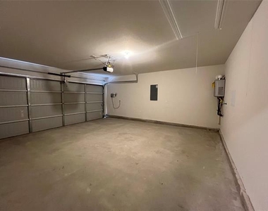 9813 Cactus Creek Court - Photo Thumbnail 9