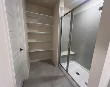 9813 Cactus Creek Court - Photo Thumbnail 12