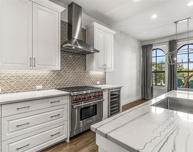 2800 Lakeside Parkway - Photo Thumbnail 13