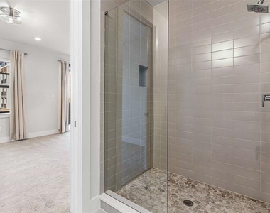 2800 Lakeside Parkway - Photo Thumbnail 29