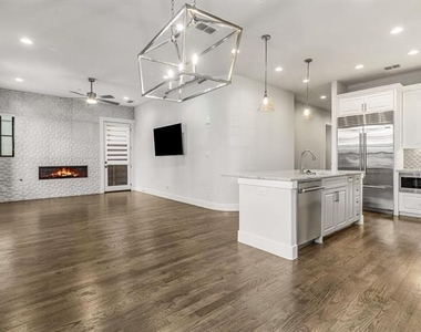 2800 Lakeside Parkway - Photo Thumbnail 11
