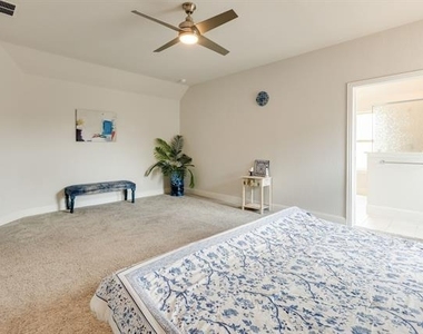 5605 Acoma Lane - Photo Thumbnail 31