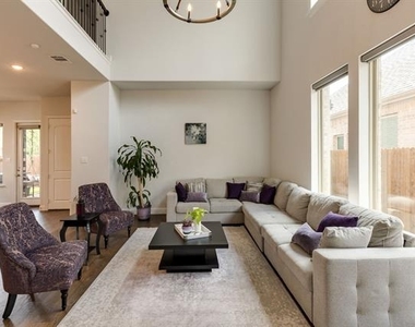 5605 Acoma Lane - Photo Thumbnail 10