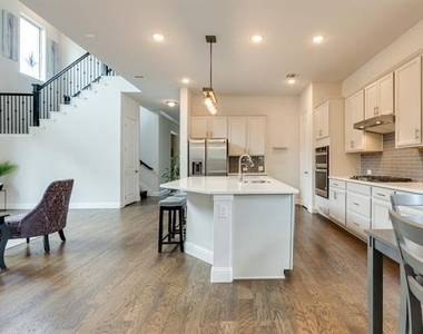 5605 Acoma Lane - Photo Thumbnail 12