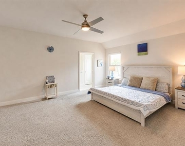 5605 Acoma Lane - Photo Thumbnail 29